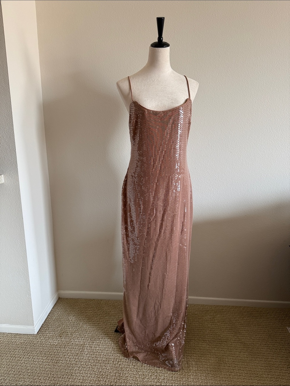 Reformation Bevelyn Dress - Picture 3 of 8